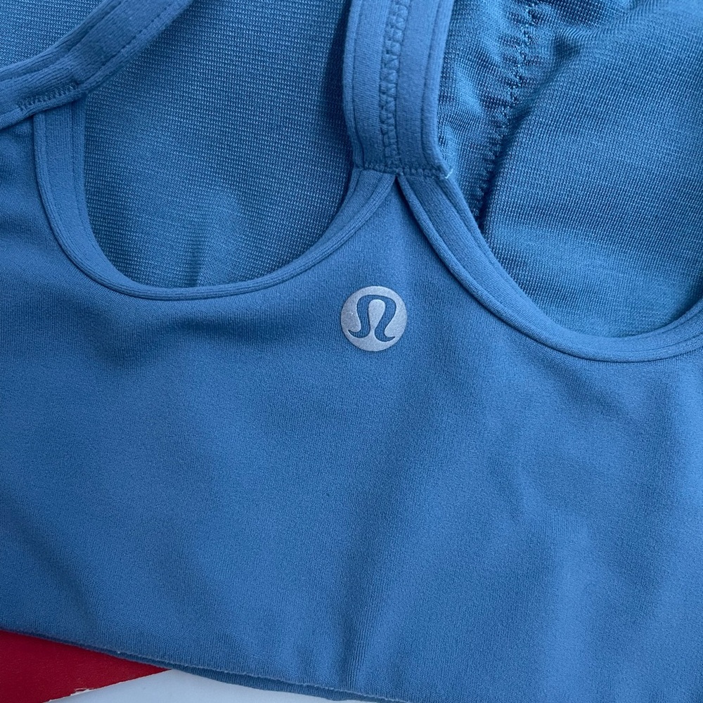 - lululemon flow y strappy bra Utility Blue - Picture 5 of 8